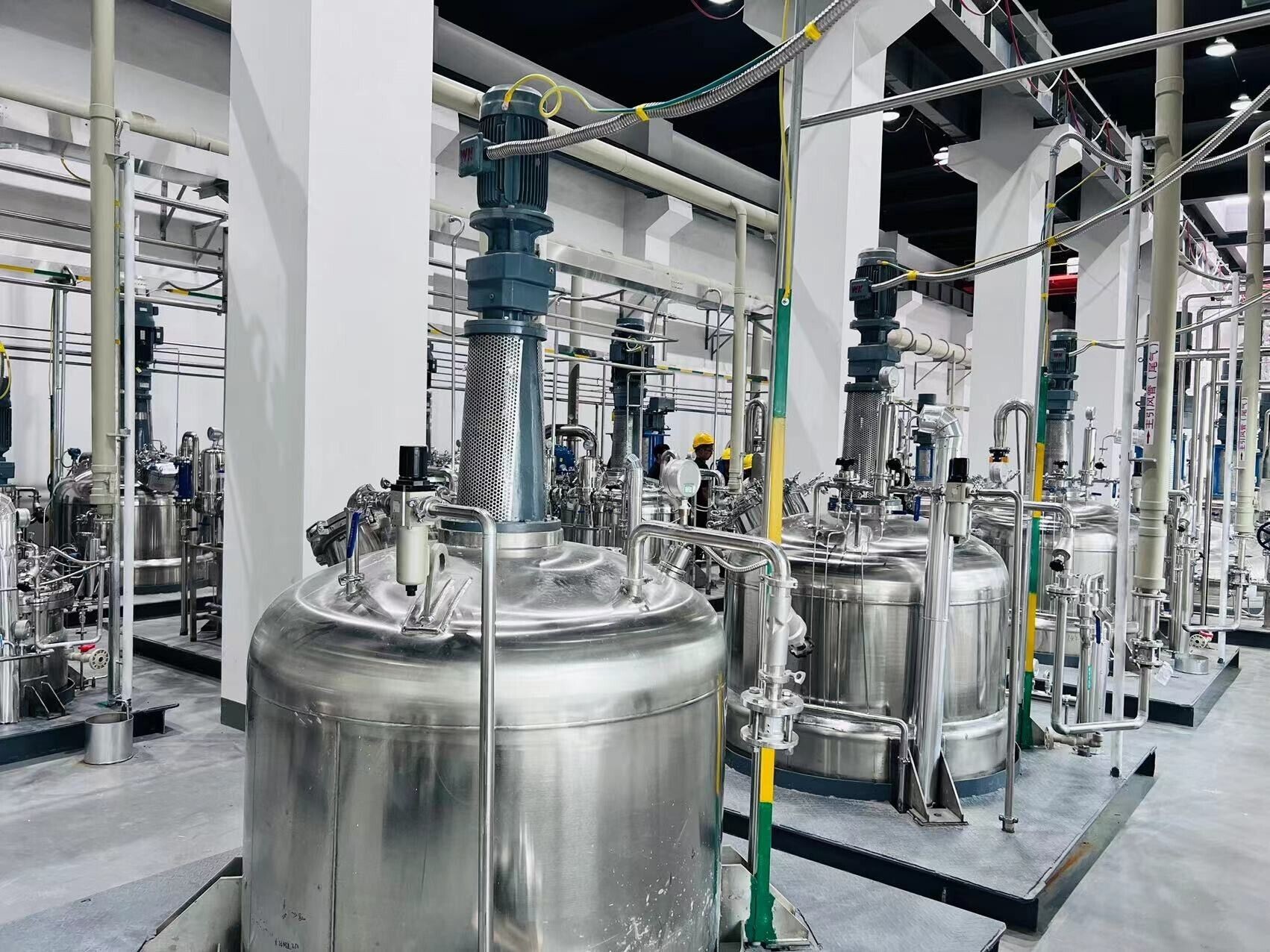 大型發(fā)酵罐